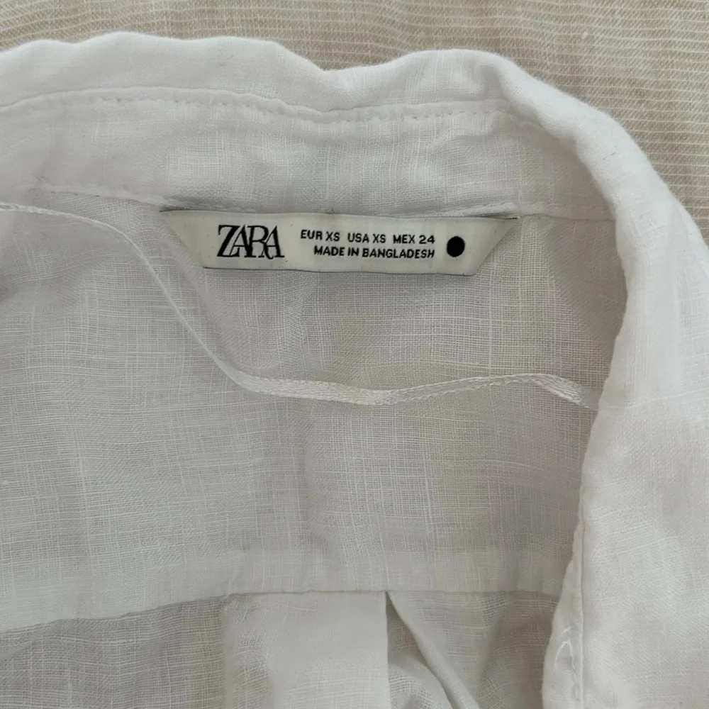 Zara Linen Button down - Picture 2 of 3